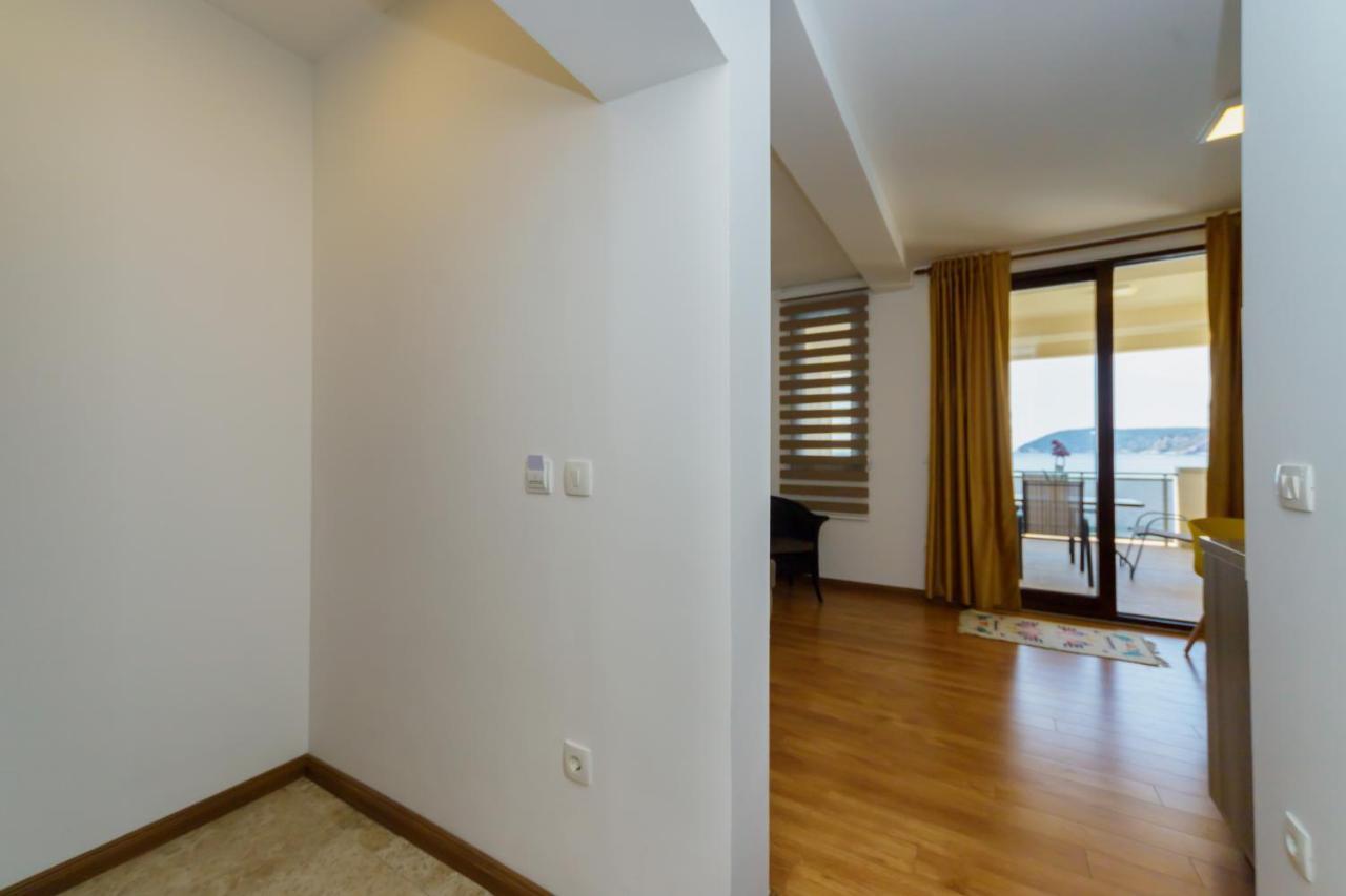 Vila Fortuna Sutomore Exterior foto